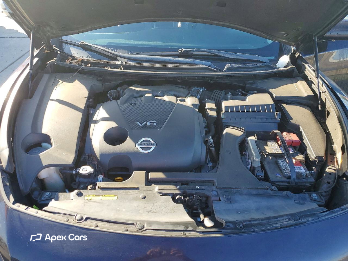 Nissan Maxima 2014
