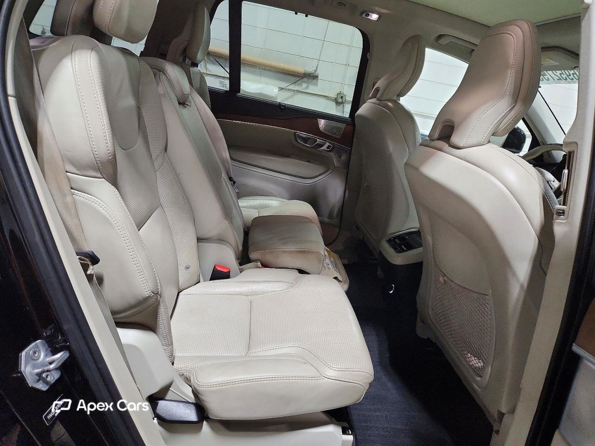 Volvo XC90 2019