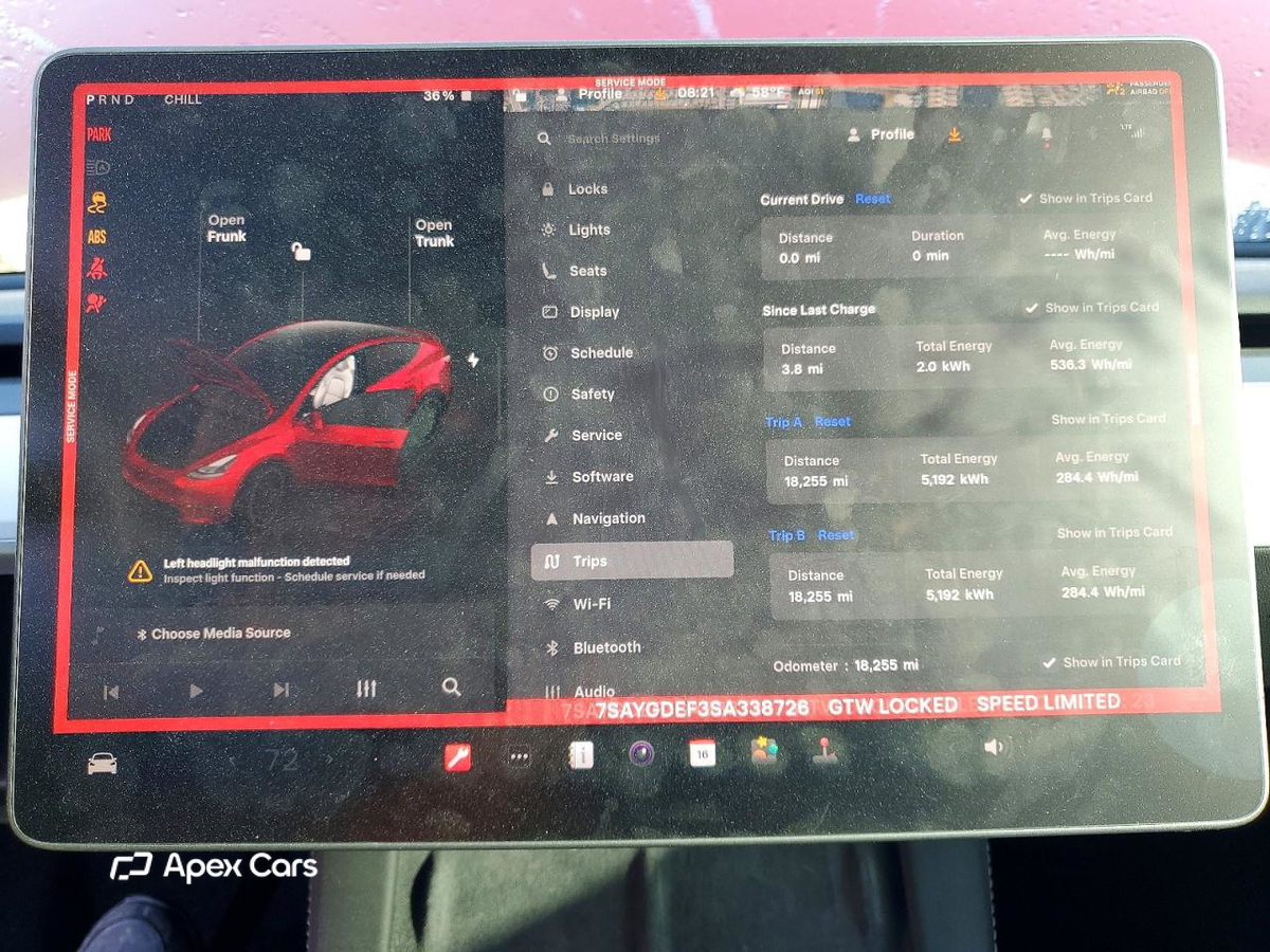 Tesla Model Y 2025
