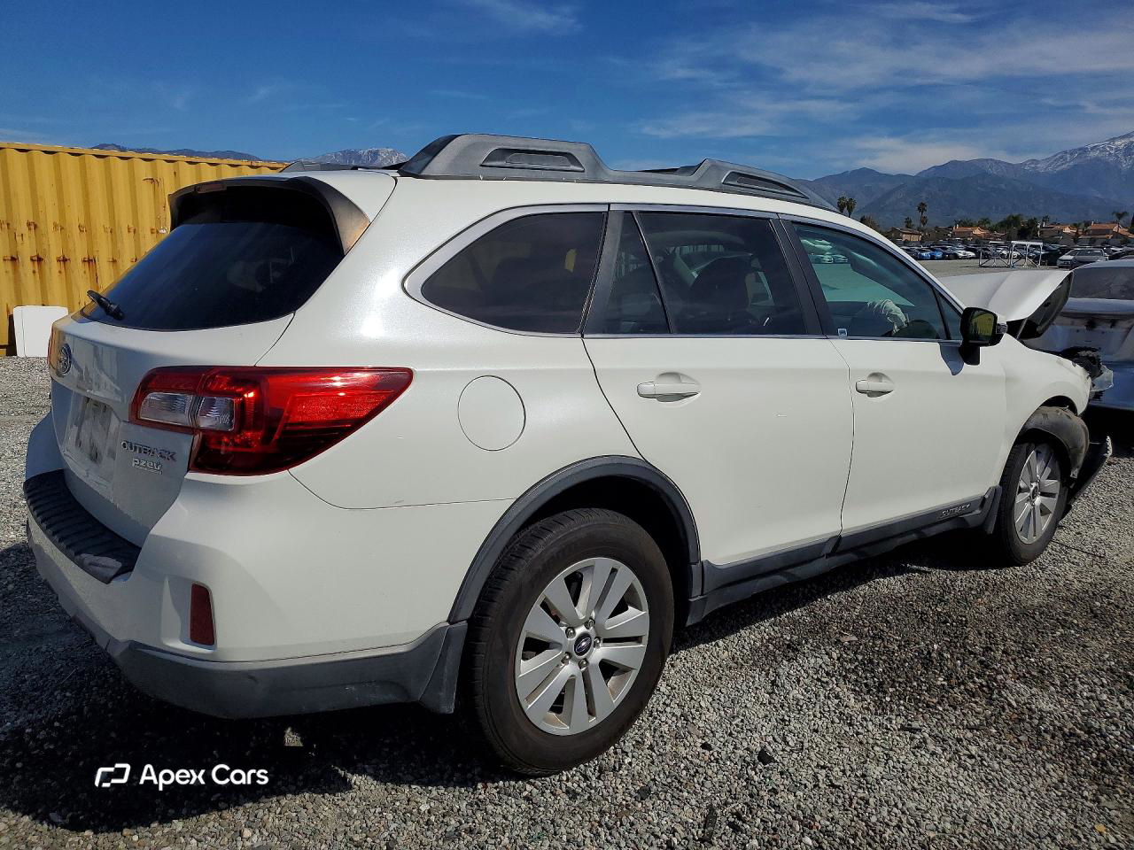 Subaru Outback 2015