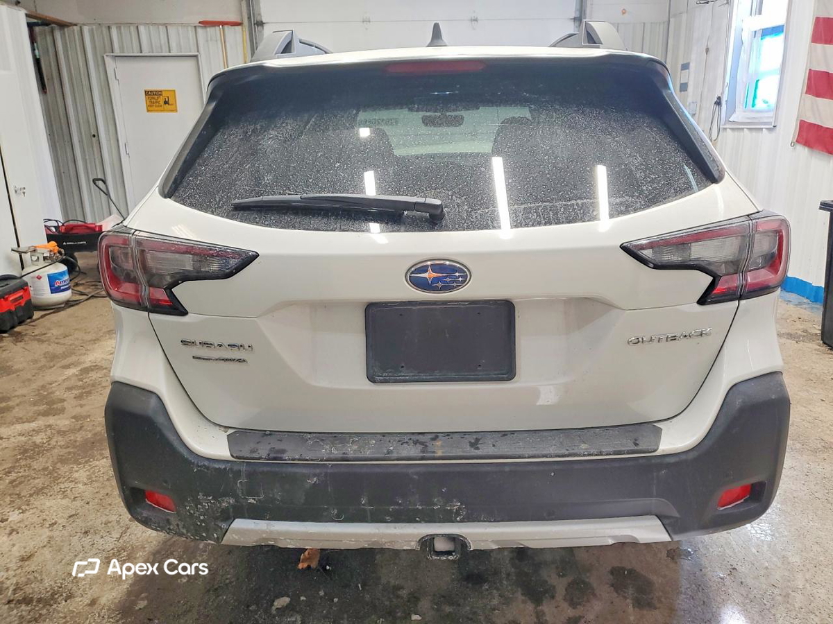 Subaru Outback 2025