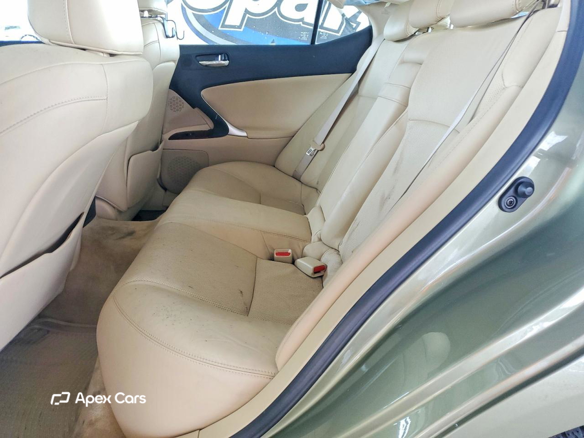Lexus IS 2006