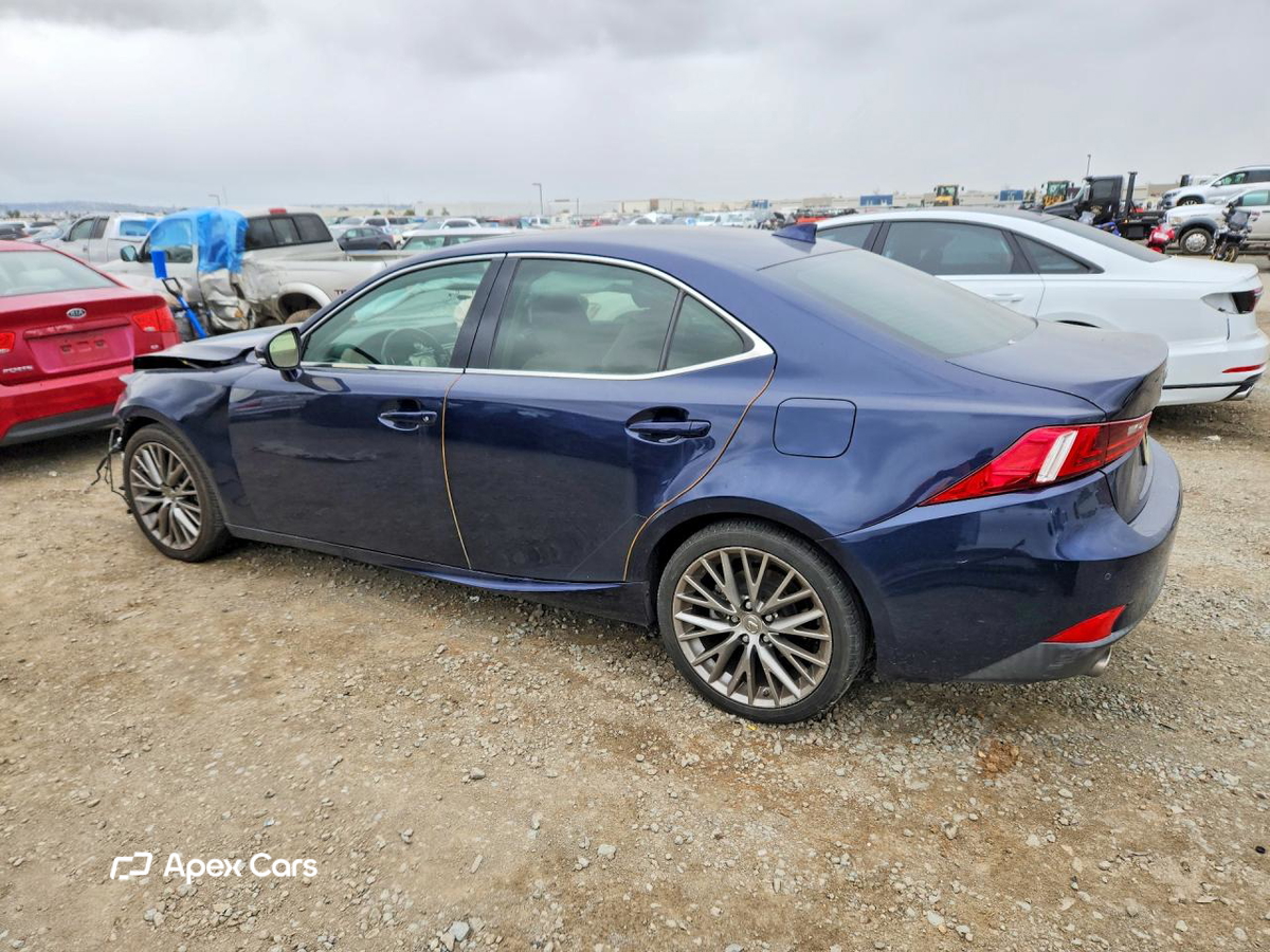 Lexus IS 2015