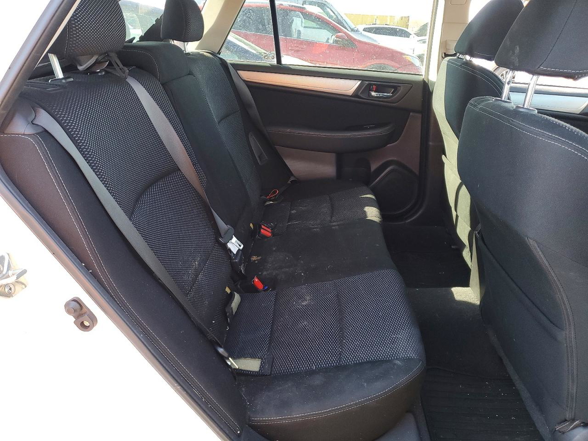 Subaru Outback 2017