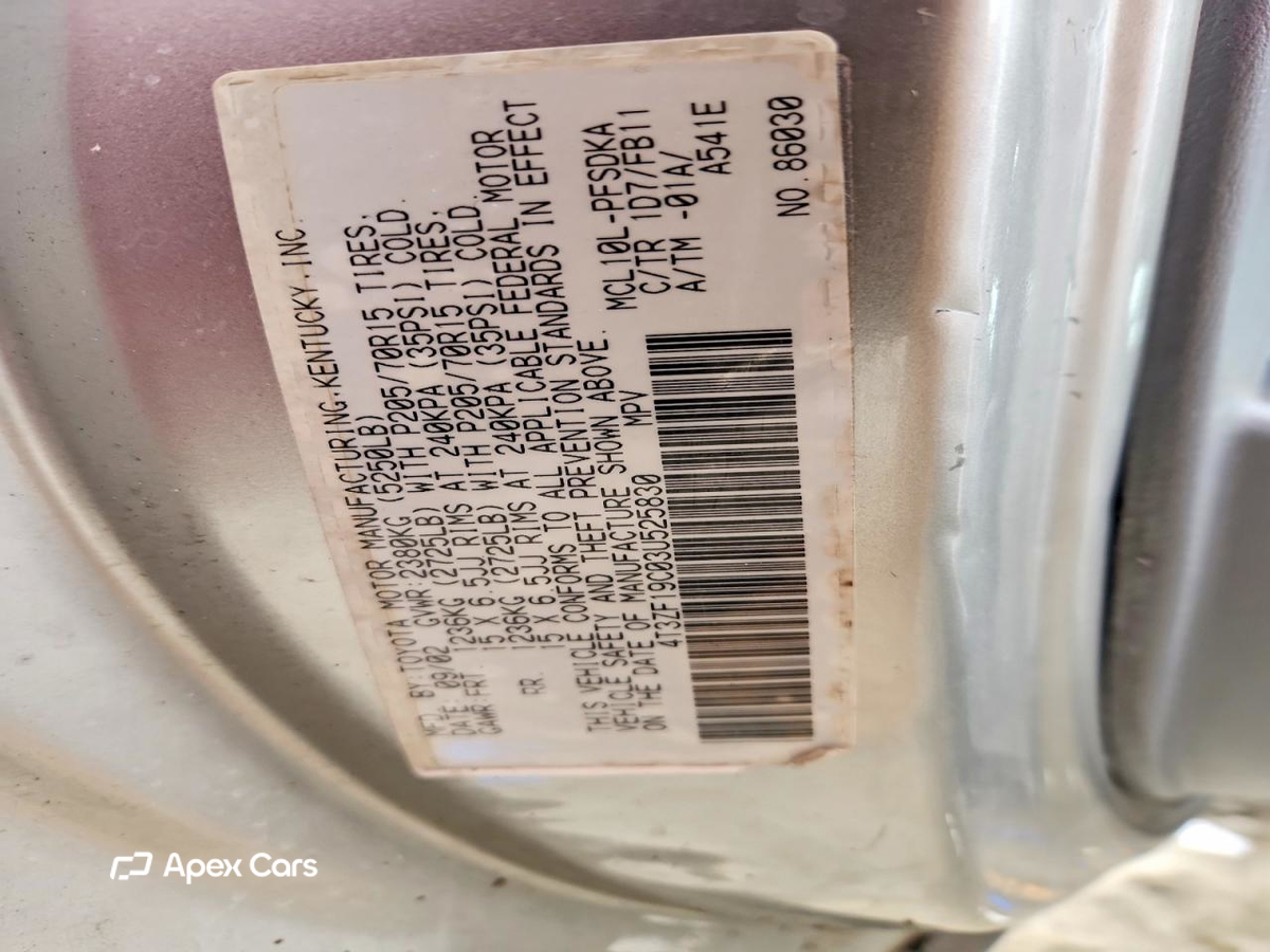 Toyota Sienna 2003