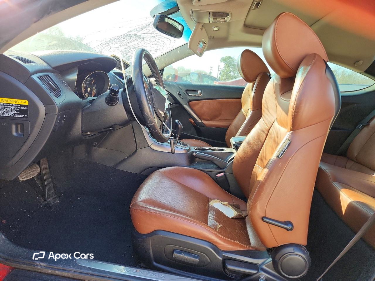 Hyundai Genesis 2012
