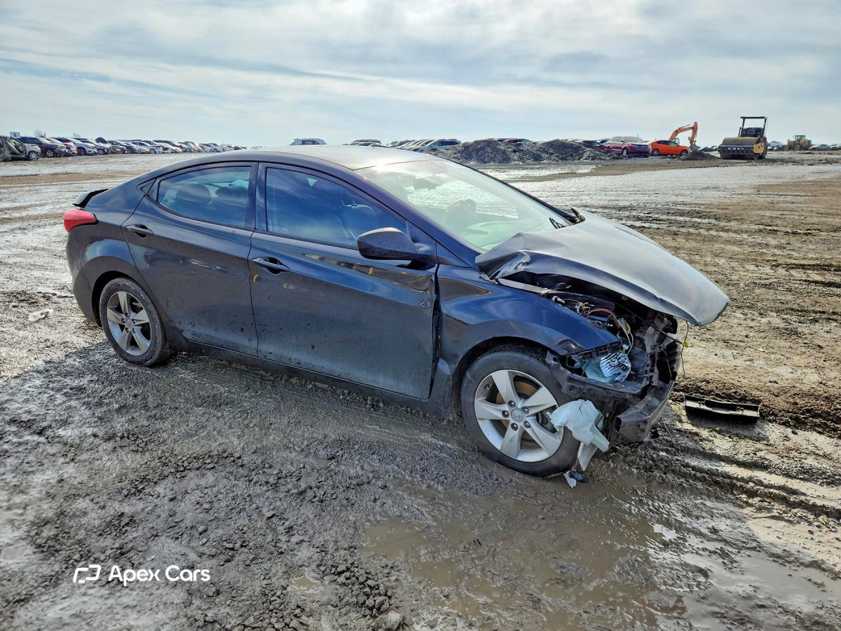 Hyundai Elantra 2013