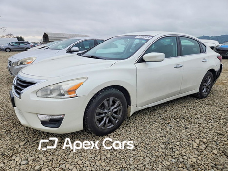 Nissan Altima 2015 - Image 1 of 14