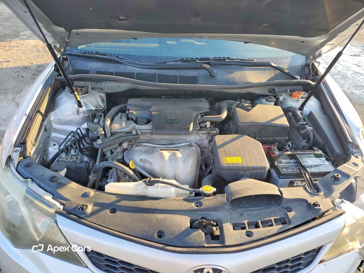 Toyota Camry 2012