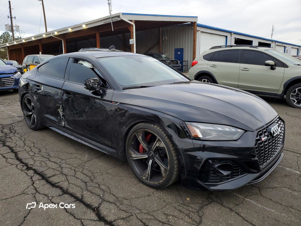 Audi RS5 2021