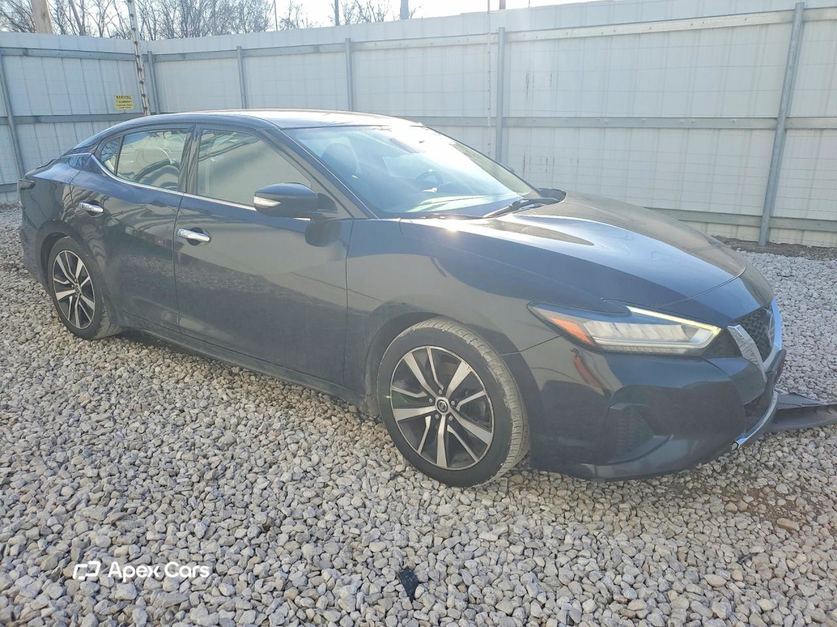 Nissan Maxima 2021
