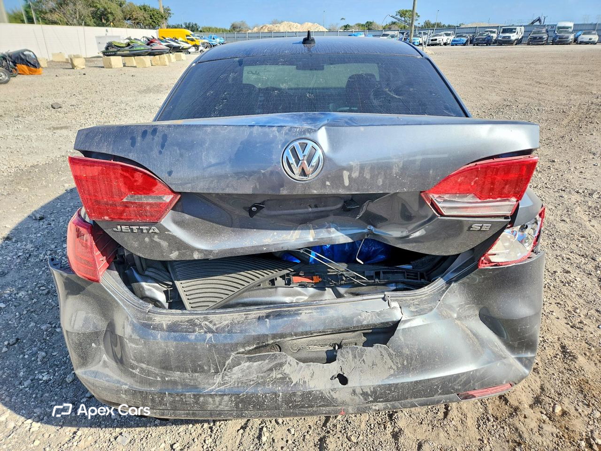 Volkswagen Jetta 2014