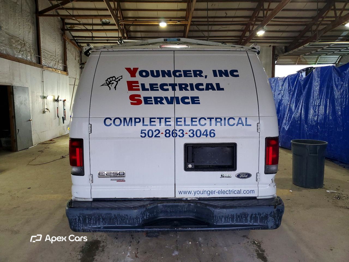 Ford Econoline 2013