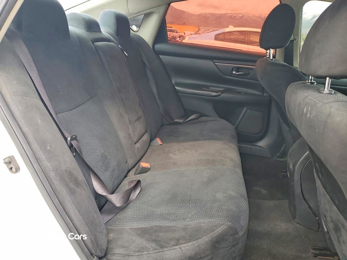 Nissan Altima 2015