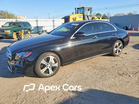Mercedes-Benz E-klasse 2017 - Image 1 of 13