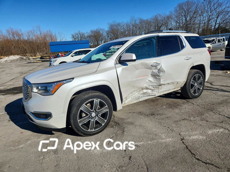 GMC Acadia 2017 - Image 1 of 15