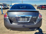 Nissan Altima 2011