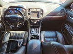 Chrysler 300 2021