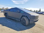 Tesla Cybertruck 2025
