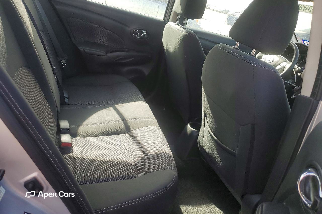 Nissan Versa 2017