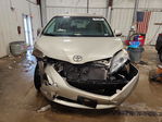Toyota Sienna 2015
