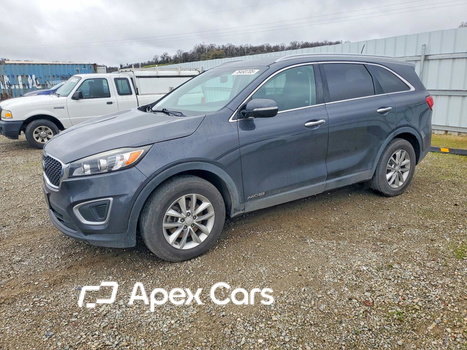 Kia Sorento 2017 - Image 1 of 12