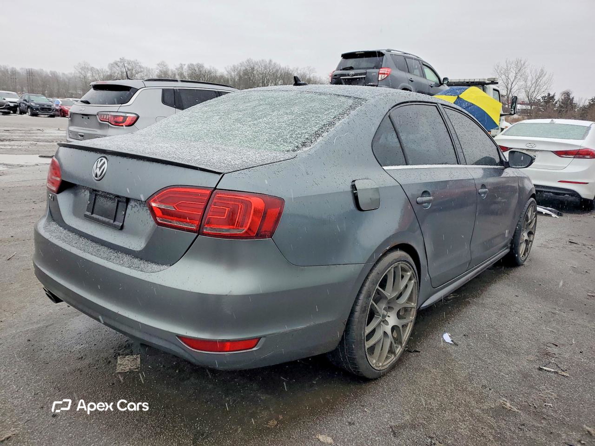Volkswagen Jetta 2013