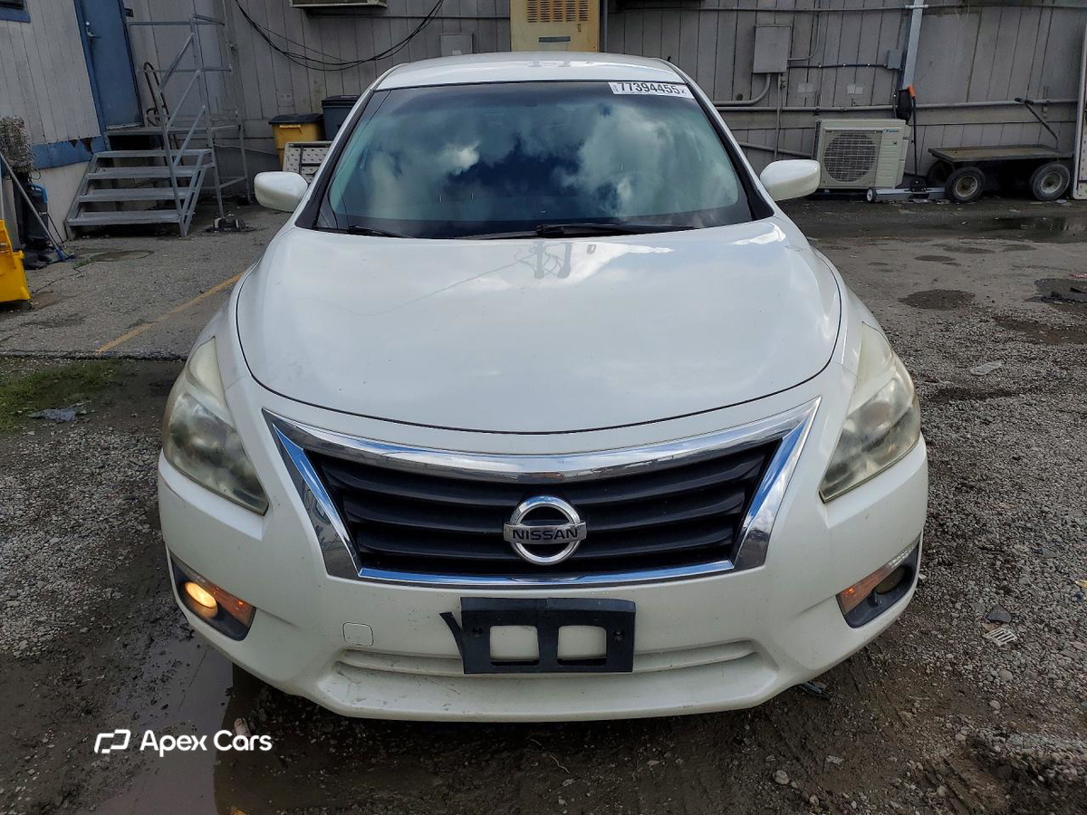 Nissan Altima 2015
