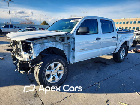 Toyota Tacoma 2015 - Image 1 of 14
