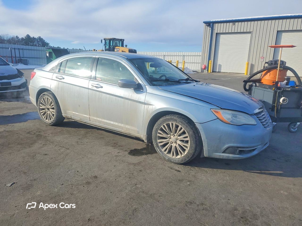 Chrysler 200 2012
