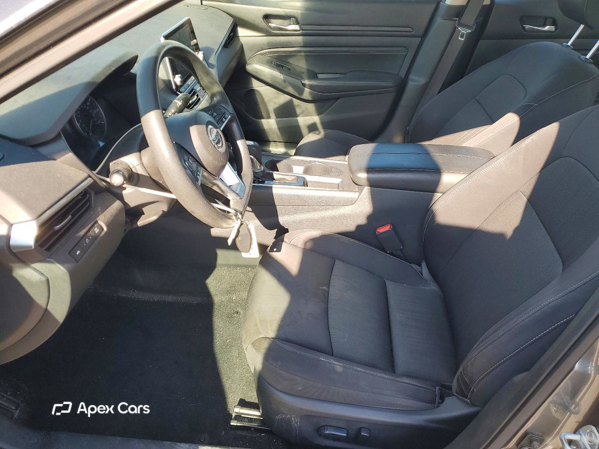 Nissan Altima 2019