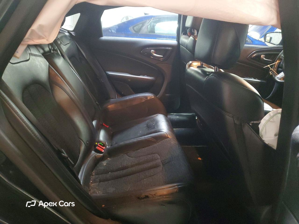 Chrysler 200 2015