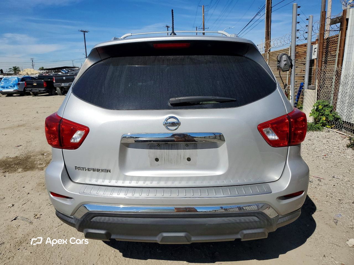 Nissan Pathfinder 2017