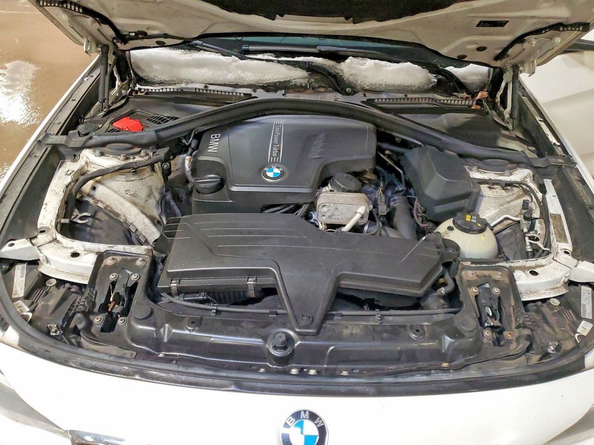 BMW Series 3 2016