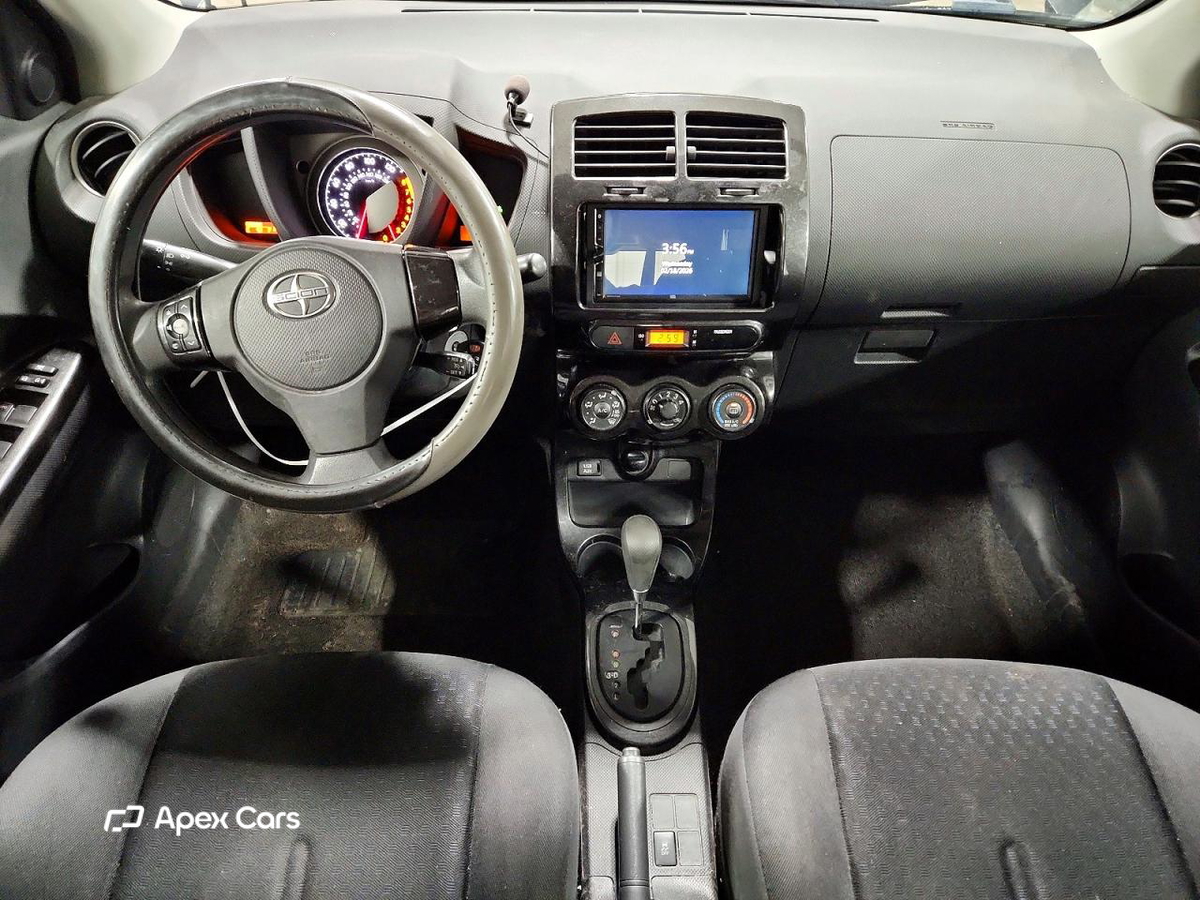 Scion xD 2010