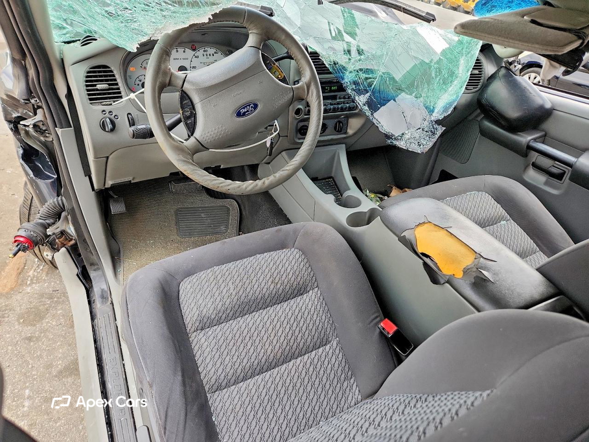 Ford Explorer 2003