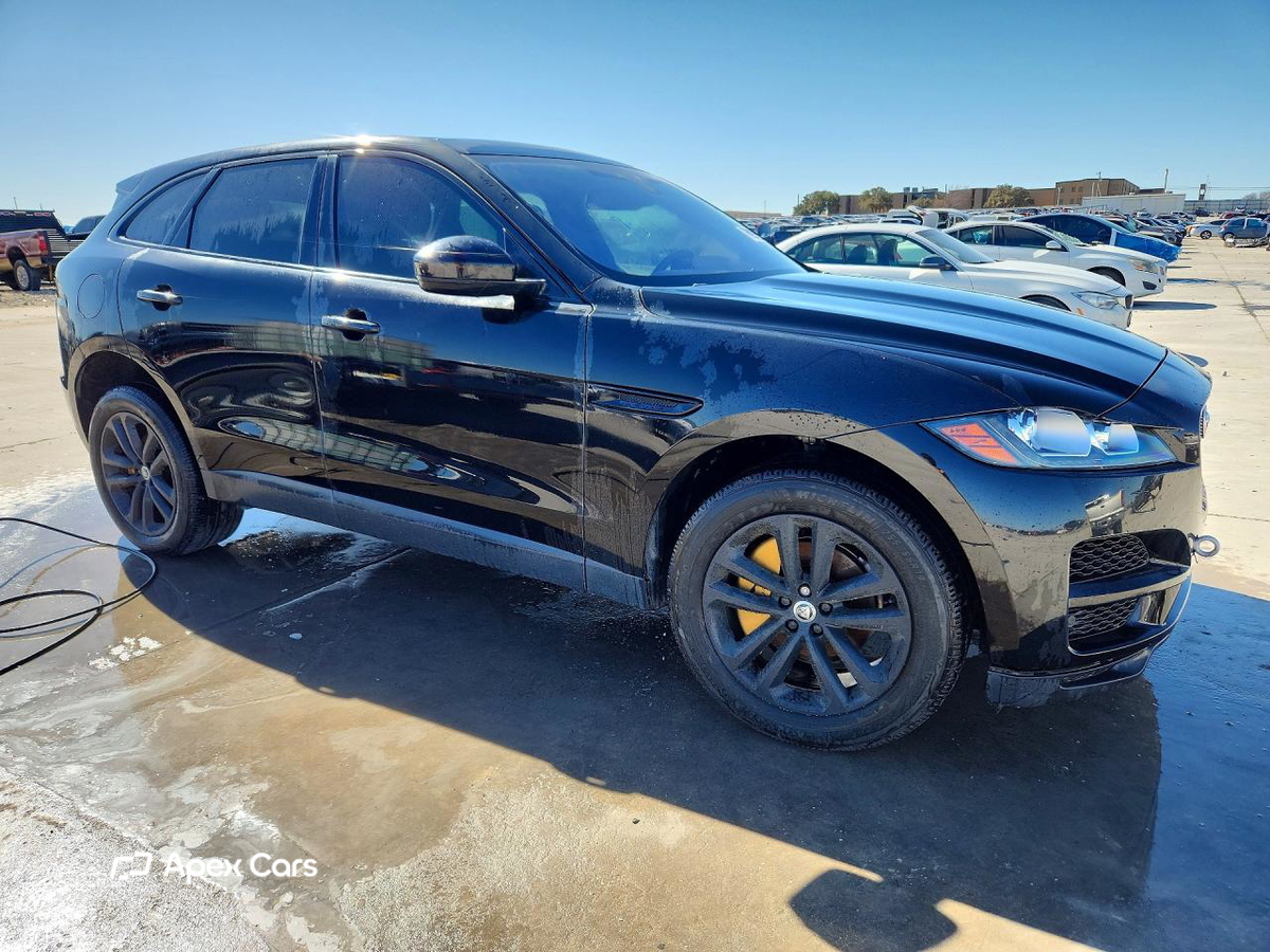 Jaguar F-Pace 2017
