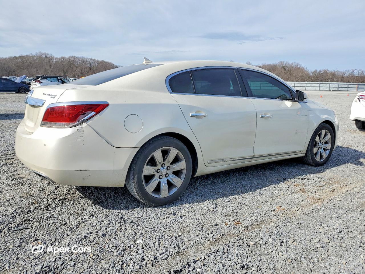 Buick LaCrosse 2011