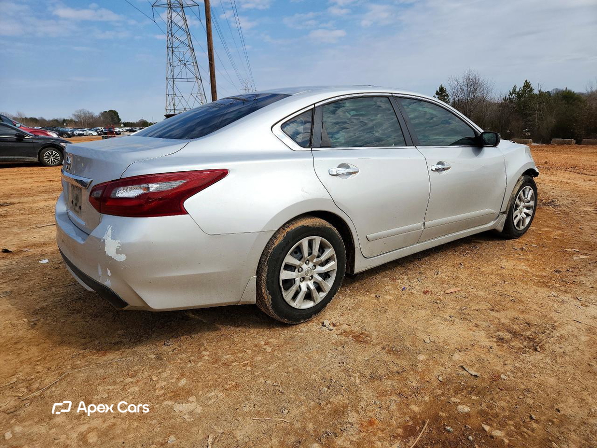 Nissan Altima 2018