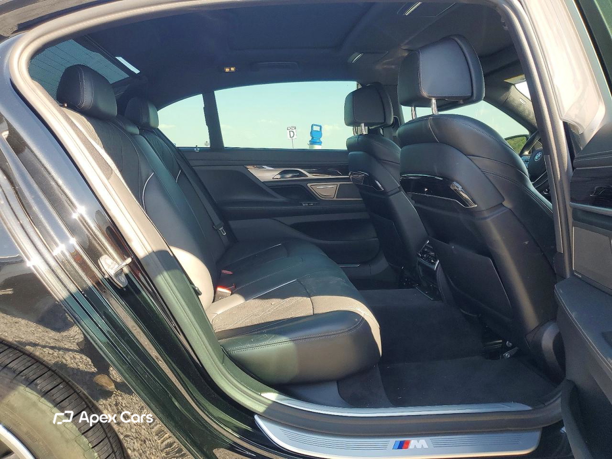 BMW Series 7 2019