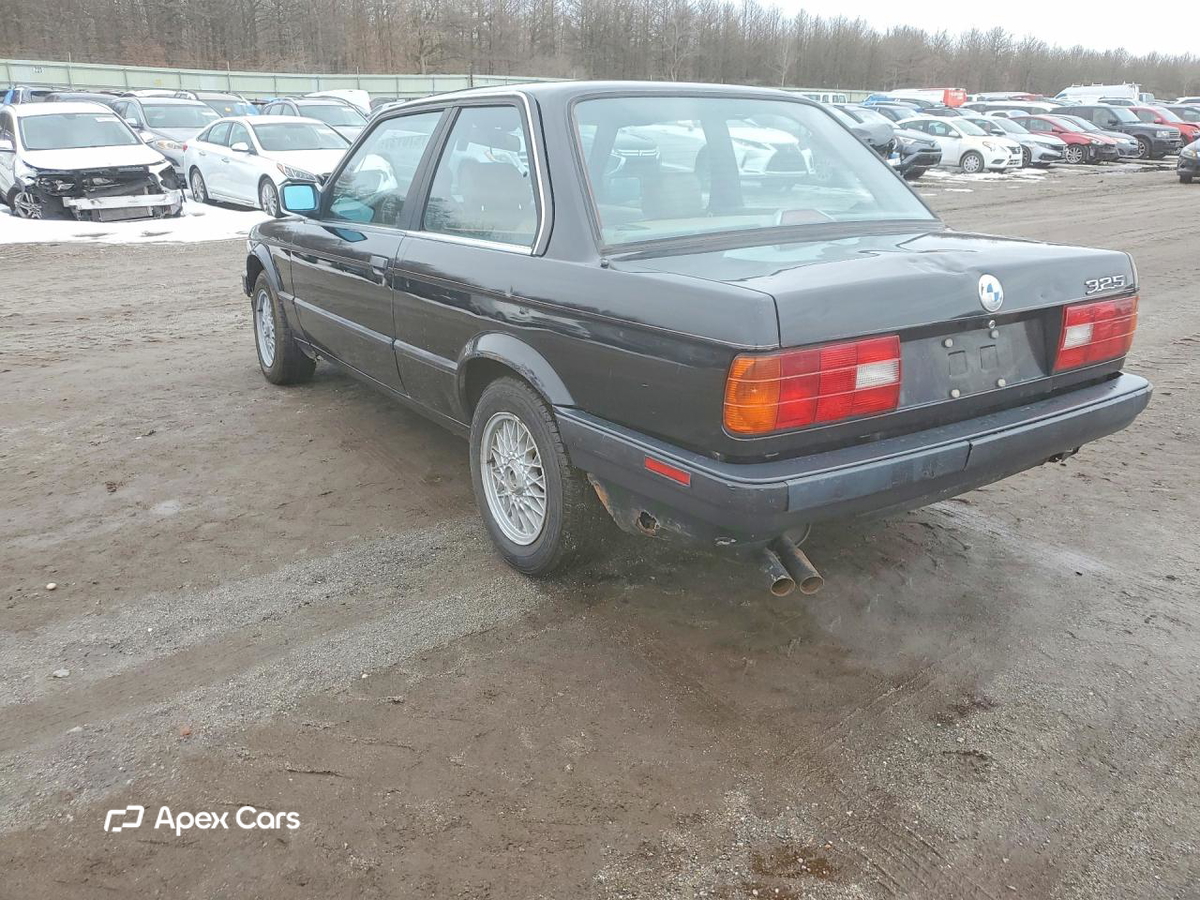 BMW Series 3 1989
