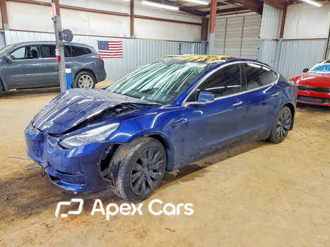 Tesla Model 3 2018 - Image 1 of 13