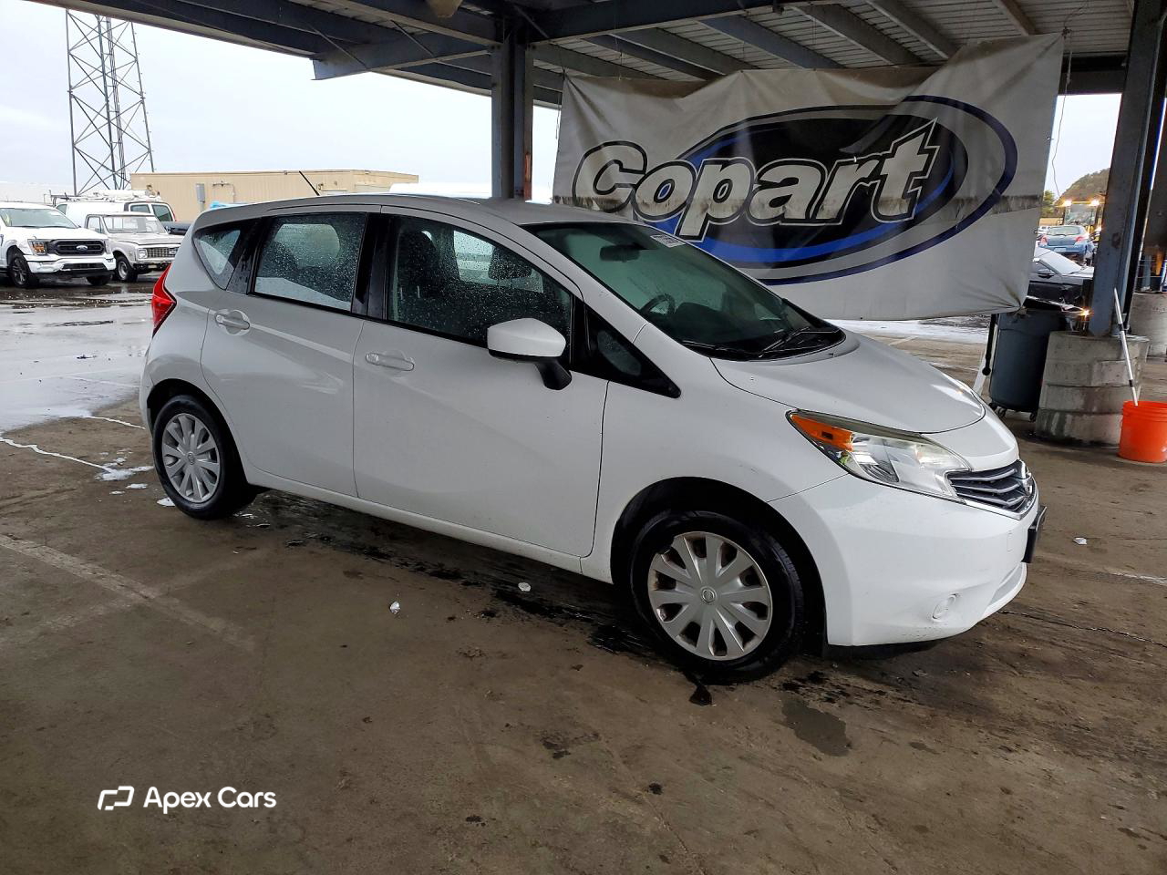 Nissan Versa 2015