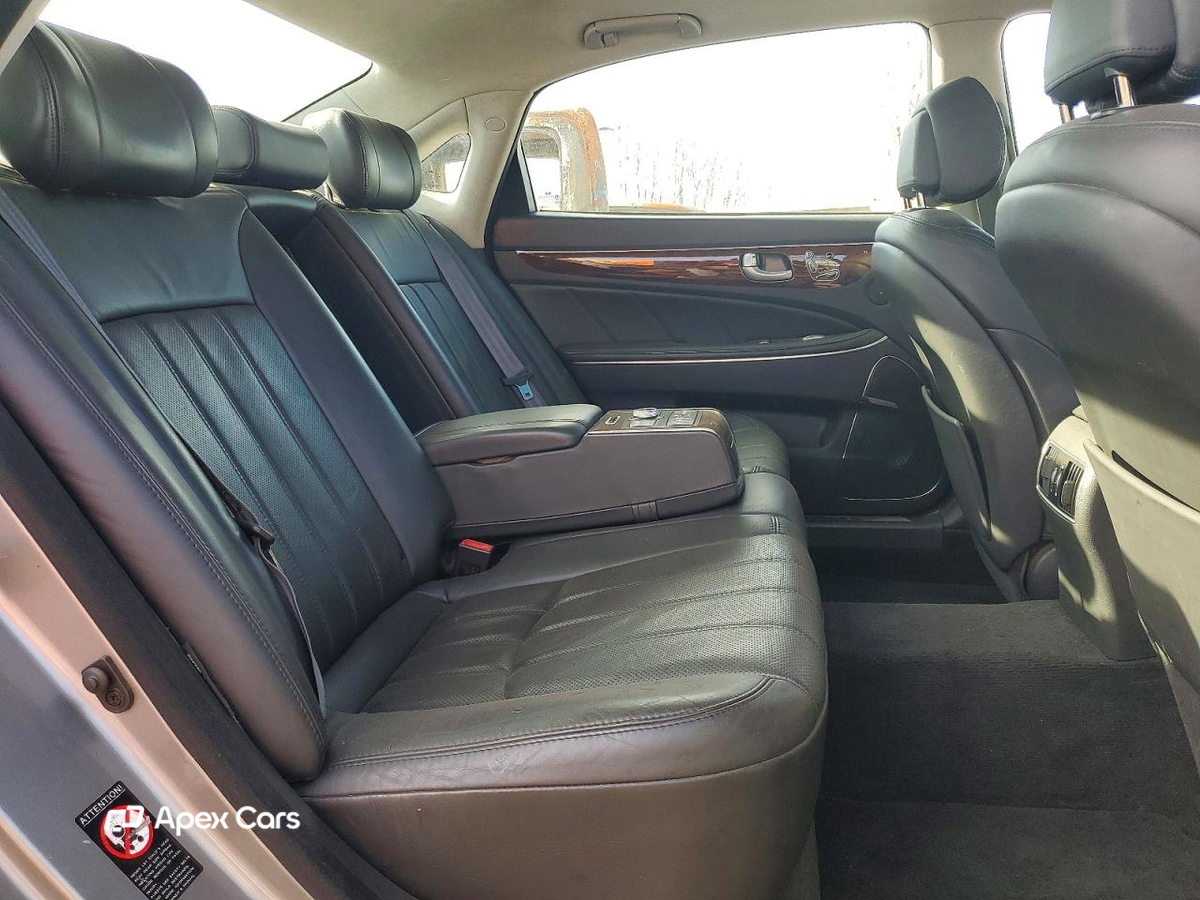 Hyundai Equus 2012