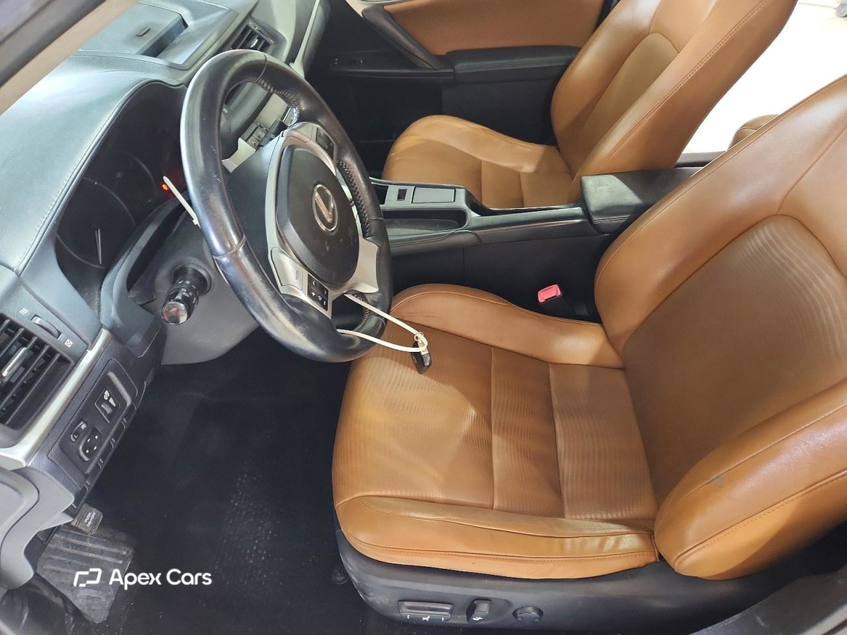 Lexus CT 2012