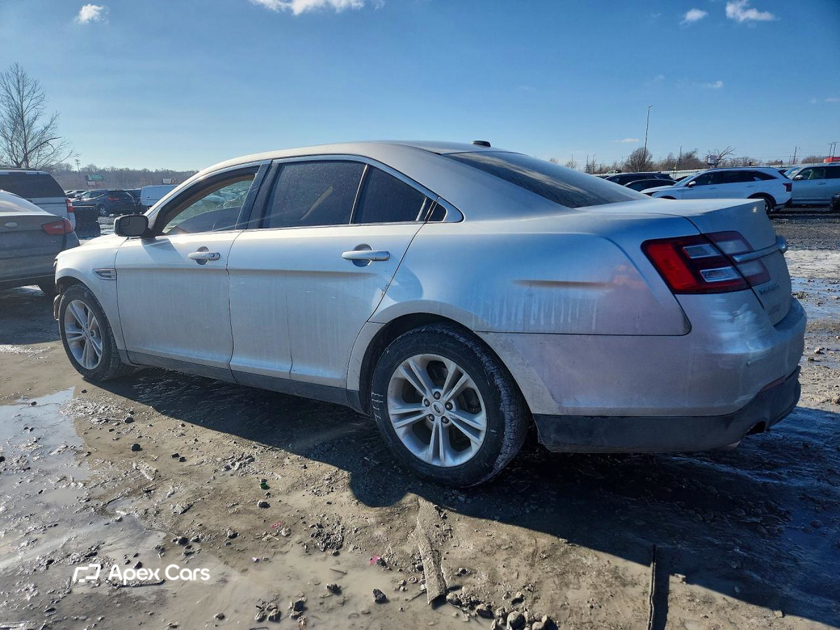 Ford Taurus 2015