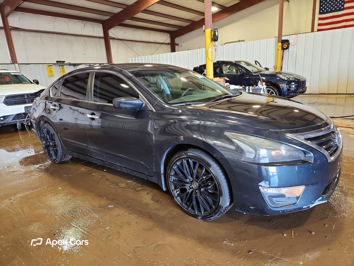 Nissan Altima 2015