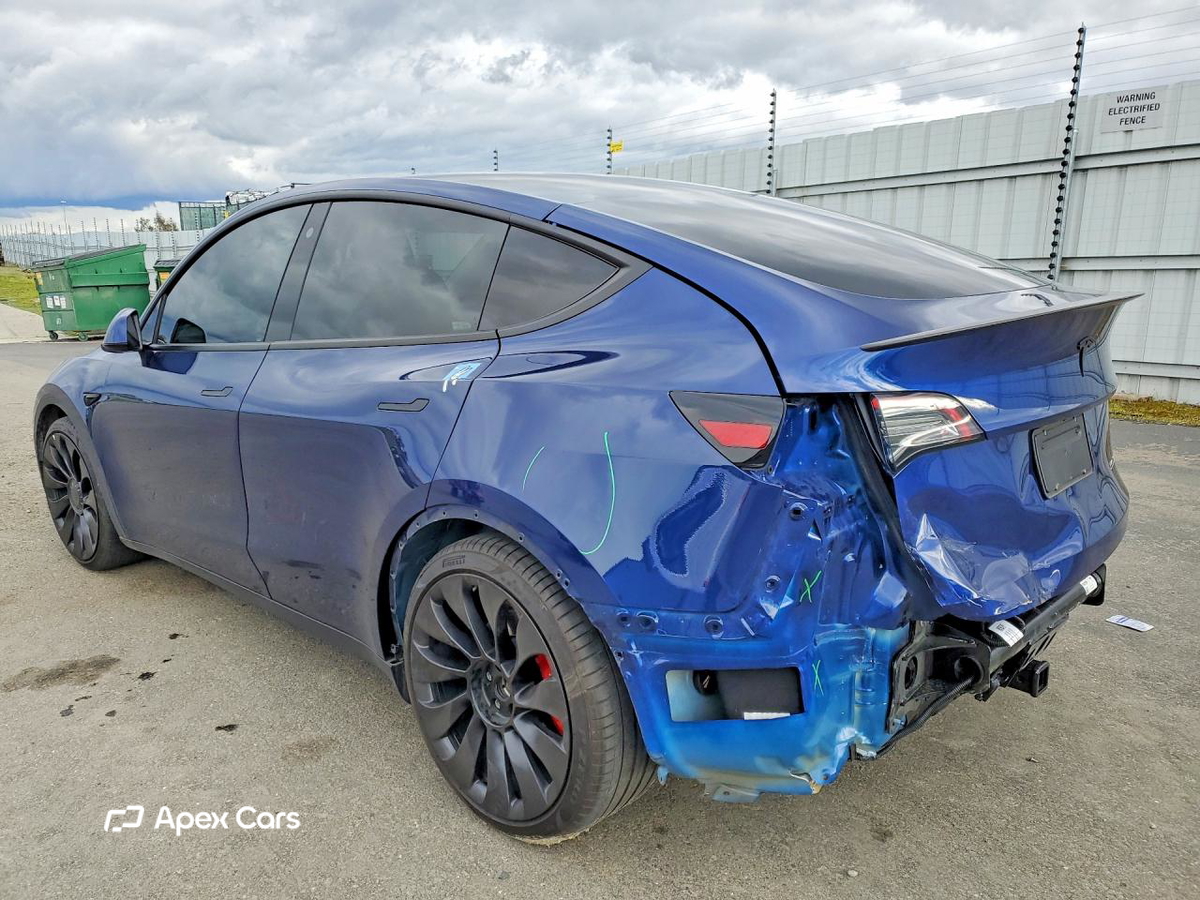 Tesla Model Y 2022