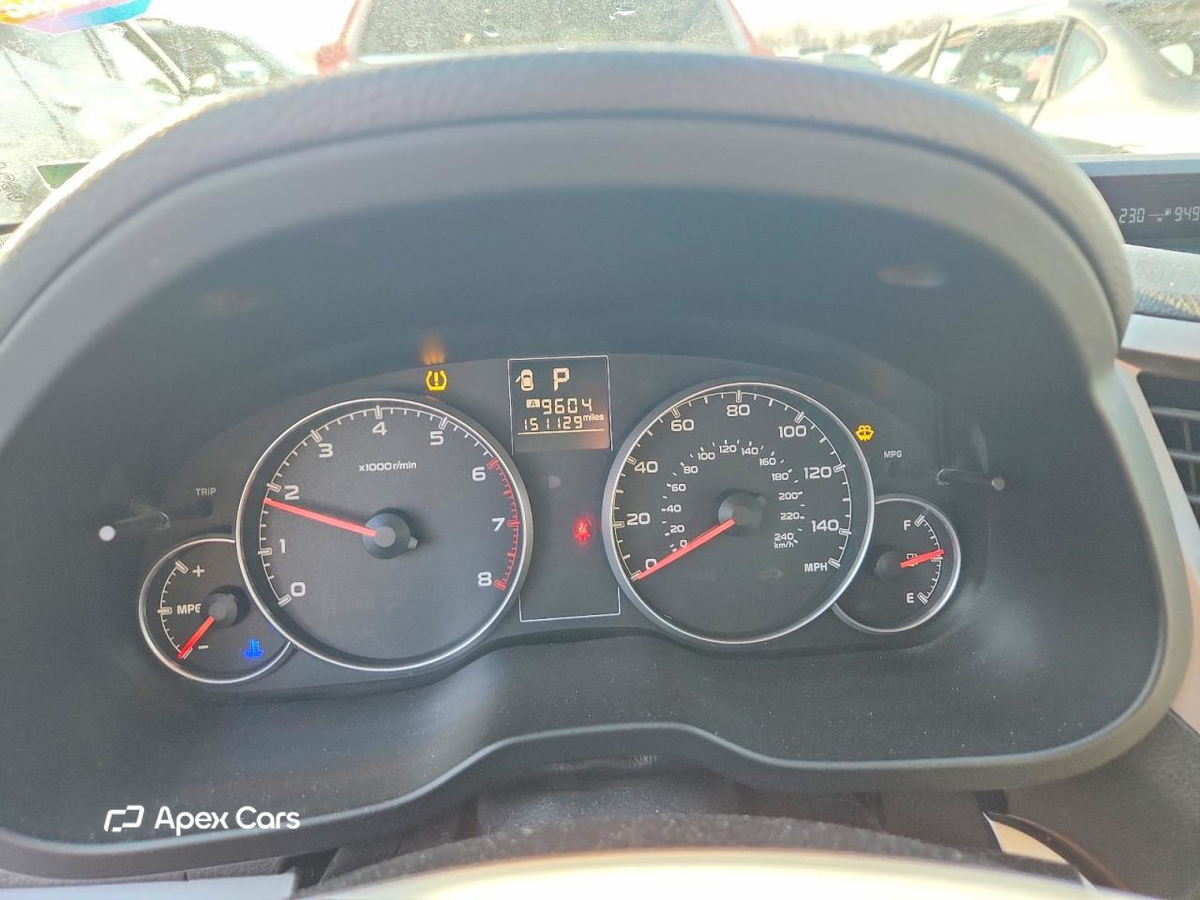 Subaru Legacy 2013