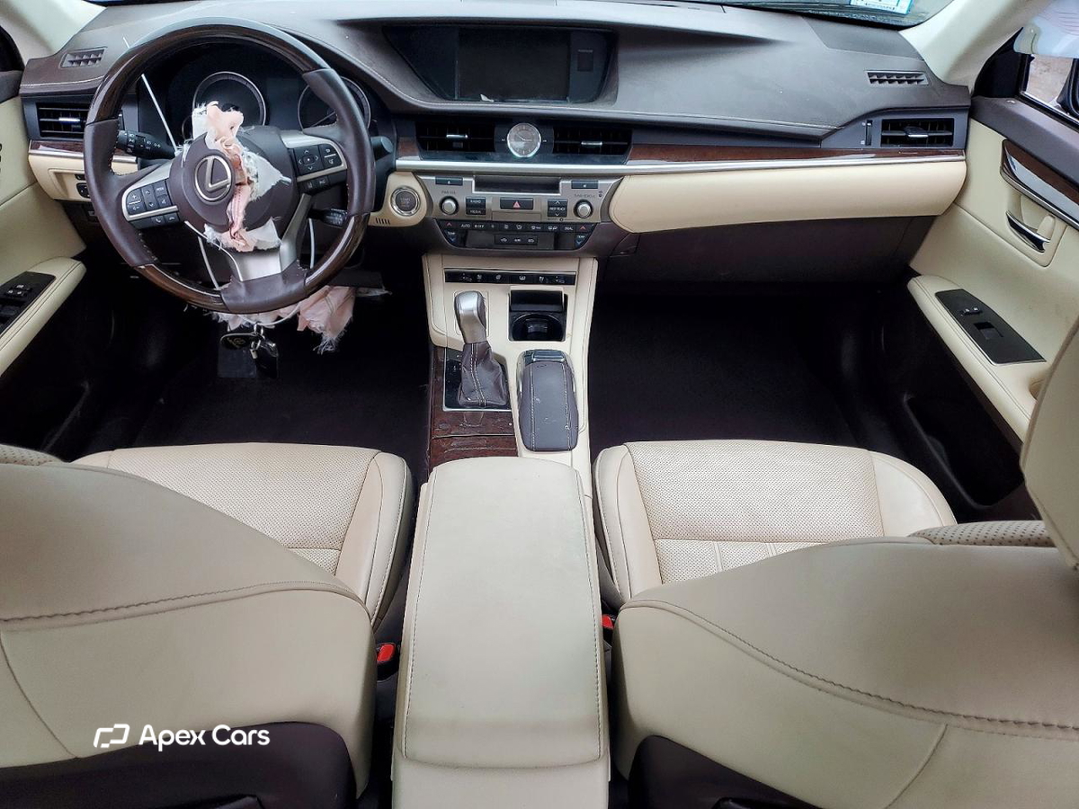 Lexus ES 2017